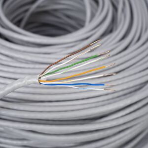 Kaapeli UTP CAT6 PNI CU657 kupari 0,57 mm