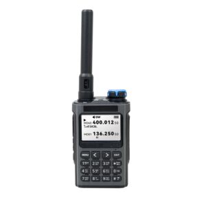 Kannettava VHF/UHF-radioasema