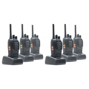 Pakkaus sisältää 6 kannettavaa radioasemaa PNI PMR R40 PRO -akut, laturit ja kuulokkeet